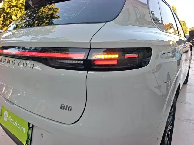 Leapmotor B10 — Фото автомобиля 7