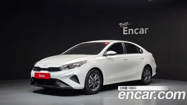 Фотография автомобиля — Kia K3 Generation 2
