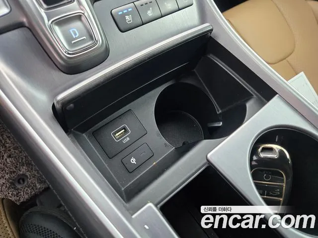 Hyundai Santa Fe Santa Fe (New) — Фото автомобиля 12