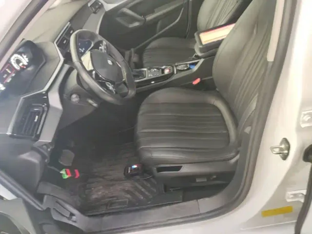 Peugeot 408 — Фото автомобиля 14