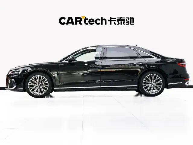 Audi A8 — Фото автомобиля 7