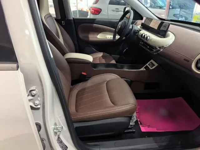 Wuling Bingo — Фото автомобиля 24
