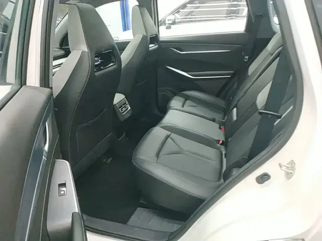 Changan CS75 Plus — Фото автомобиля 16