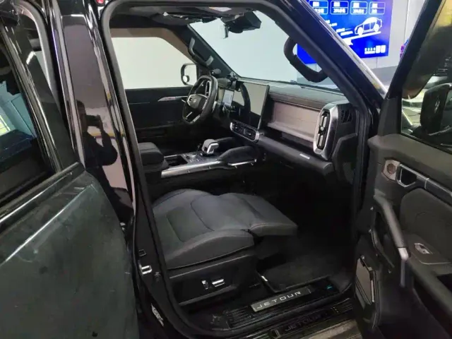 Jetour T2 — Фото автомобиля 8