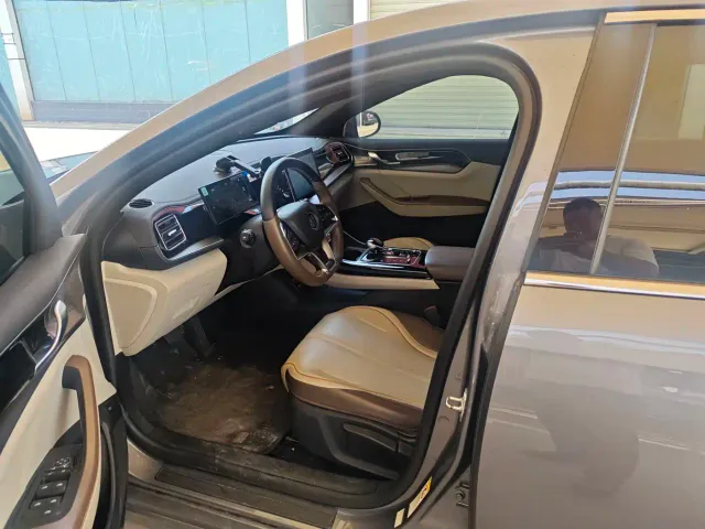 BYD Qin PLUS — Фото автомобиля 4