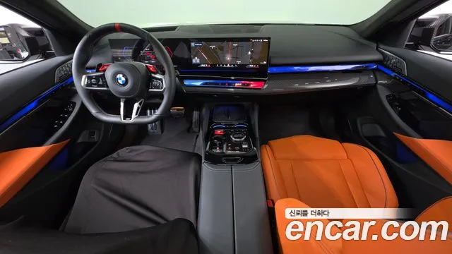 BMW M5 G90 — Фото автомобиля 7