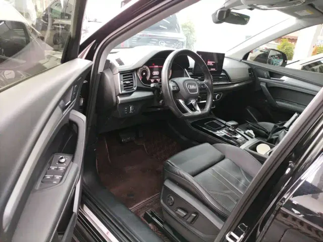 Audi Q5L — Фото автомобиля 11