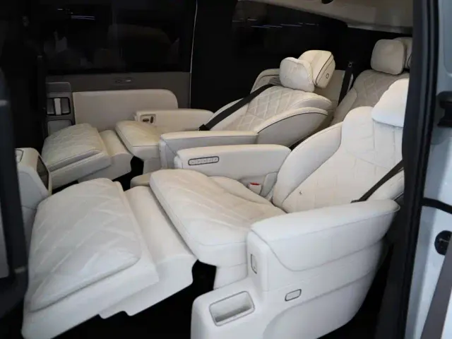 Li Auto MEGA — Фото автомобиля 8