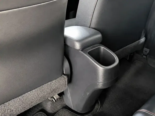 Toyota YARiS L Zhi Xuan — Фото автомобиля 15