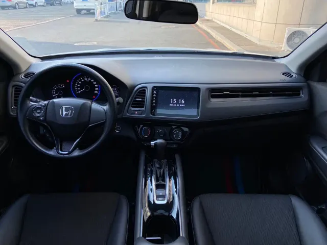Honda Vezel — Фото автомобиля 9