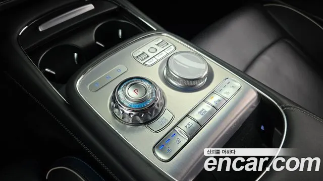 Genesis G90 Бензин 3.5 Turbo 2WD — Фото автомобиля 9