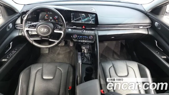 Hyundai Avante CN7 — Фото автомобиля 9