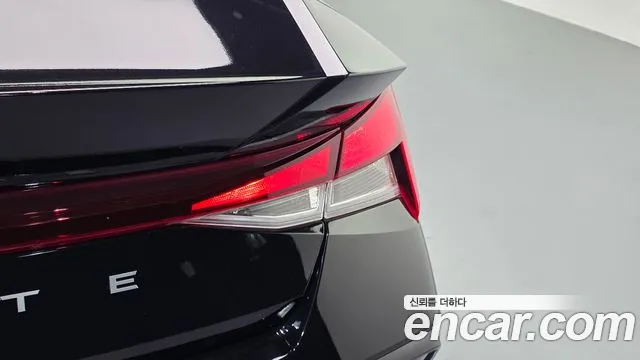 Hyundai AVANTE Новый Avante (CN7) — Фото автомобиля 19