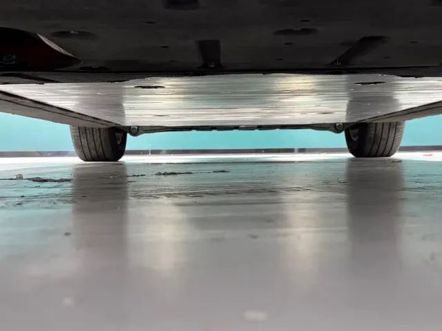 Li Auto MEGA — Фото автомобиля 7