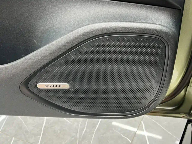 Xiaomi SU7 — Фото автомобиля 13