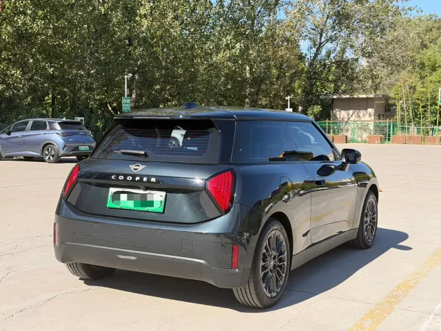 MINI Cooper — Фото автомобиля 7