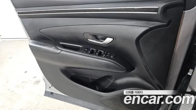 Hyundai Tucson Tucson (NX4) Дизель 2.0 2WD — Фото автомобиля 6