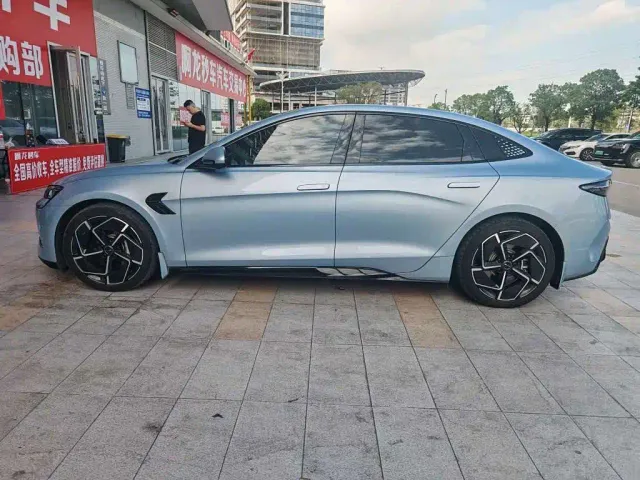 BYD Seal — Фото автомобиля 3