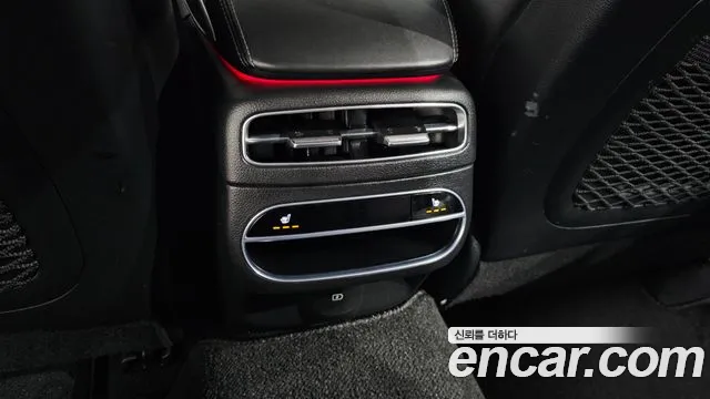 Genesis GV70 2.2 Дизель 2WD — Фото автомобиля 19