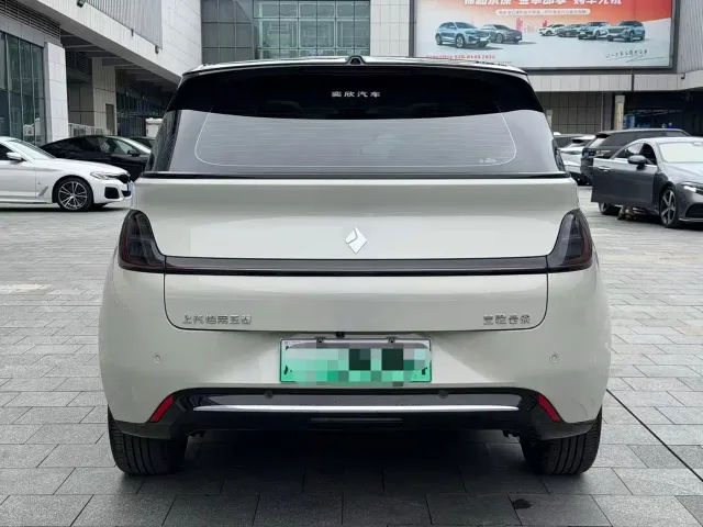 Baojun Cloud — Фото автомобиля 5