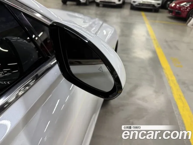 Genesis G80 Бензин 2.5 турбо AWD — Фото автомобиля 11