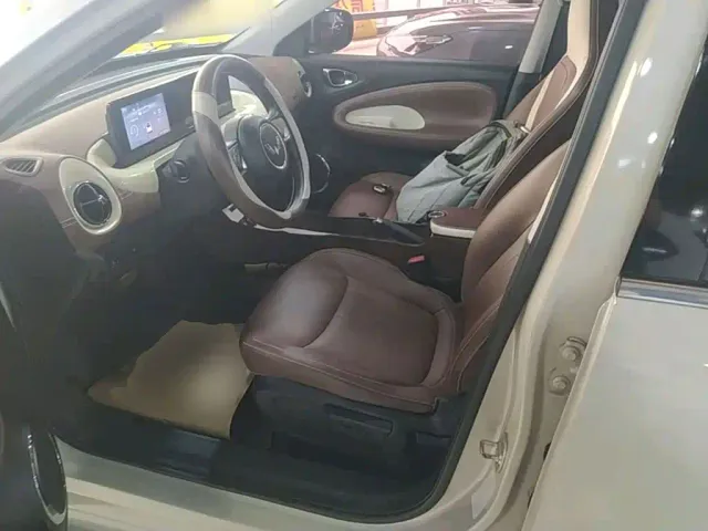 Wuling Bingo — Фото автомобиля 14