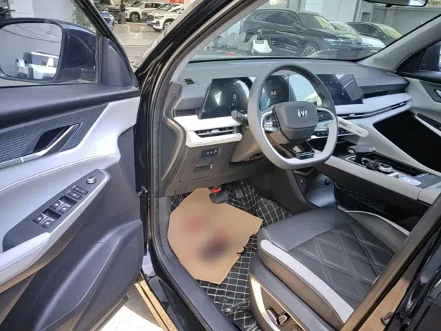 Changan CS75 Plus — Фото автомобиля 15