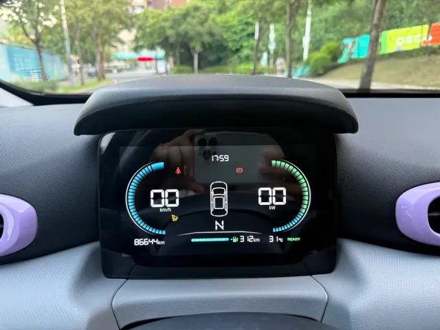 Leapmotor T03 — Фото автомобиля 12