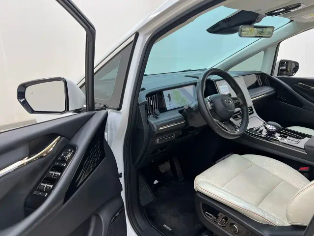 GAC Trumpchi E9 — Фото автомобиля 6