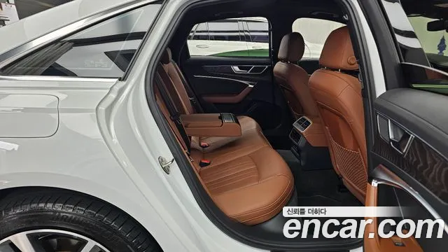 Audi A6 45 TFSI Premium — Фото автомобиля 10