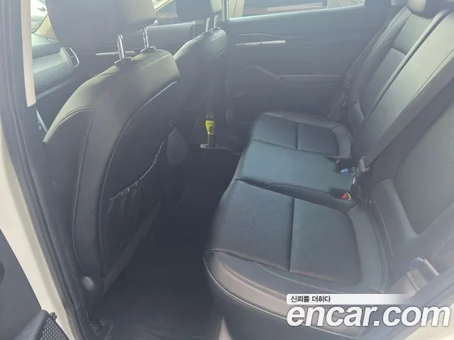 Kia Seltos — Фото автомобиля 15
