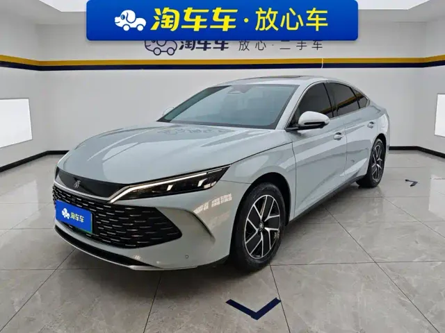 Фотография автомобиля — BYD Qin L