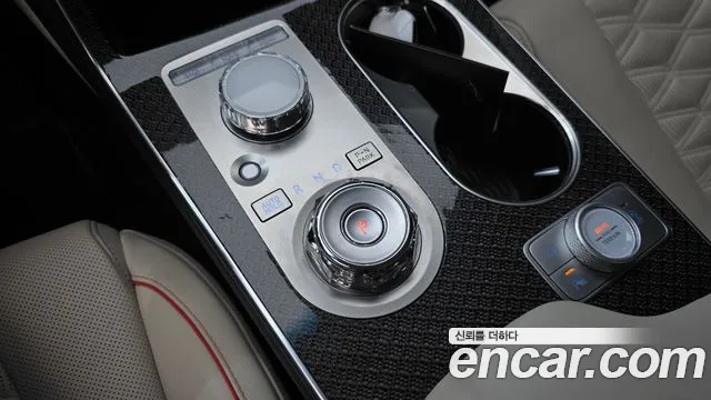 Genesis GV80 Coupe — Фото автомобиля 12