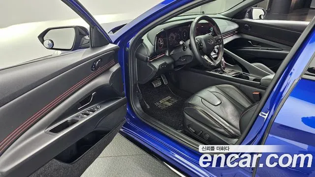 Hyundai Avante CN7 — Фото автомобиля 11