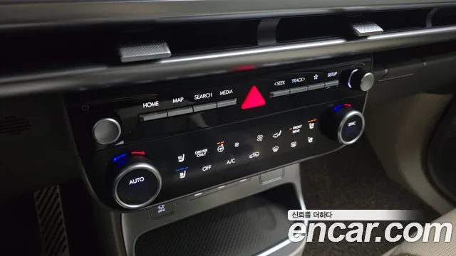 Hyundai Ioniq 9 — Фото автомобиля 24