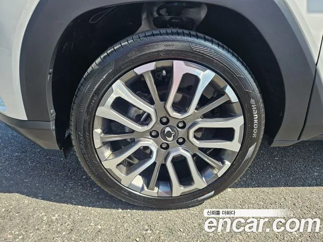 KGM Torres — Фото автомобиля 6