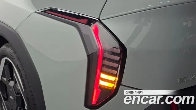 Kia EV4 — Фото автомобиля 23