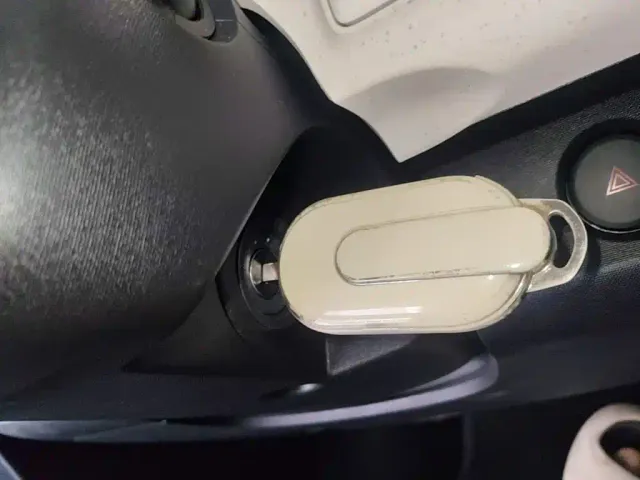 Wuling Hongguang Mini EV — Фото автомобиля 8