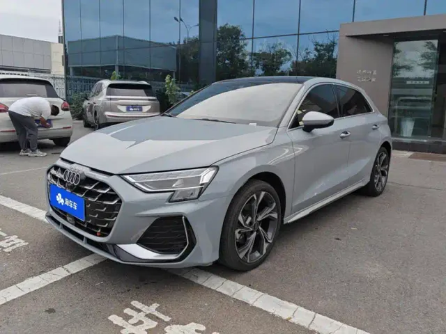 Фотография автомобиля — Audi A3