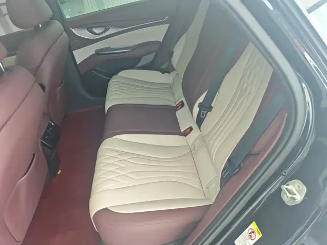 BYD Seal — Фото автомобиля 16