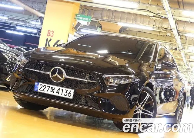 Mercedes-Benz A-Class — Фото автомобиля 19