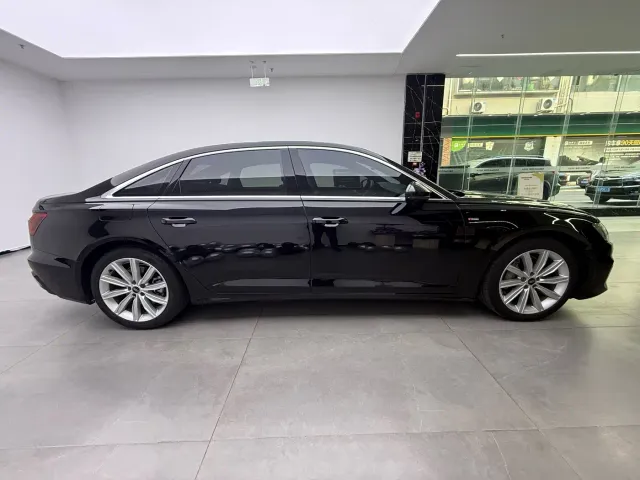 Audi A6L — Фото автомобиля 10
