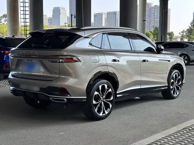 Roewe RX5 — Фото автомобиля 6
