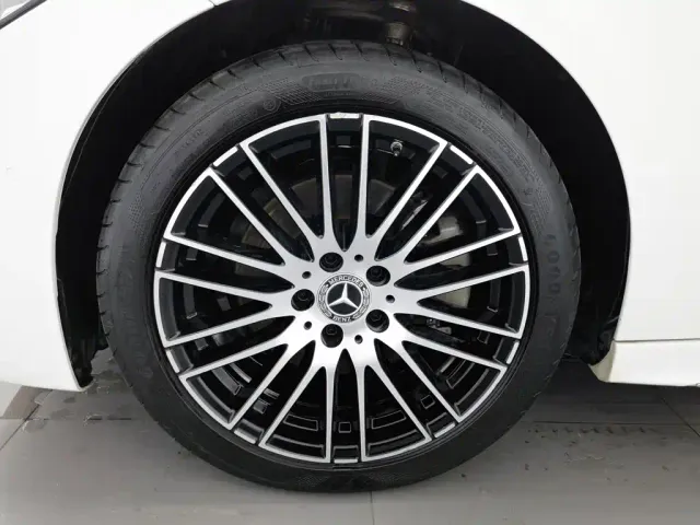 Mercedes-Benz C-Class — Фото автомобиля 17