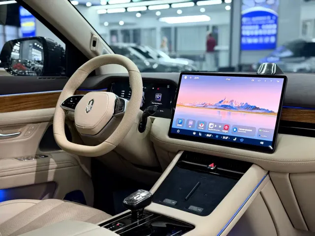 Aito M7 — Фото автомобиля 12