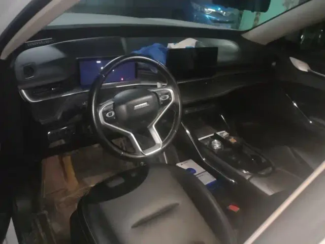 Haval H6 — Фото автомобиля 12