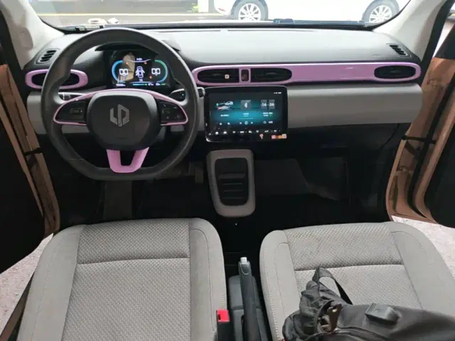 Leapmotor T03 — Фото автомобиля 9