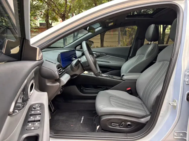 GAC Trumpchi Emkoo — Фото автомобиля 14