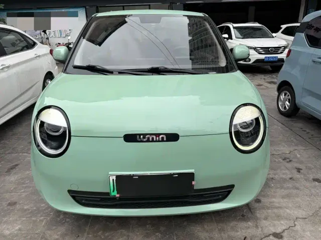 Changan Lumin — Фото автомобиля 2