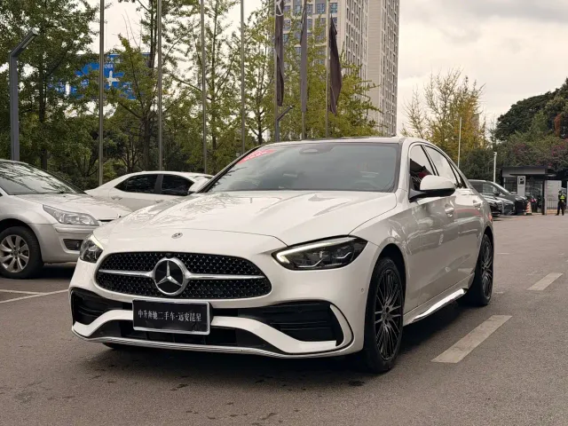Mercedes-Benz C-Class — Фото автомобиля 2